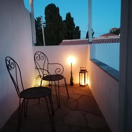 Eleanora Cottage Alónnisos 外观 照片