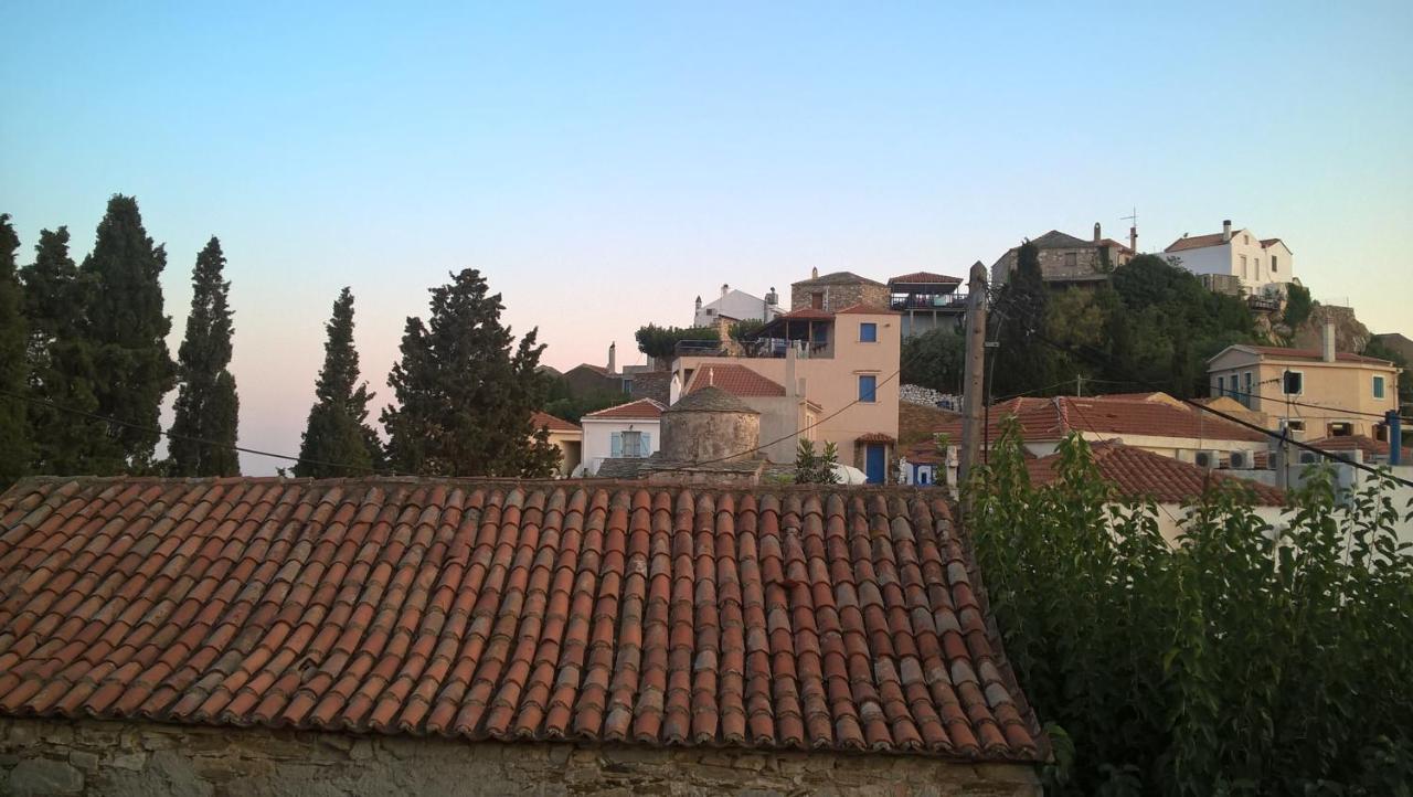 Eleanora Cottage Alónnisos 外观 照片